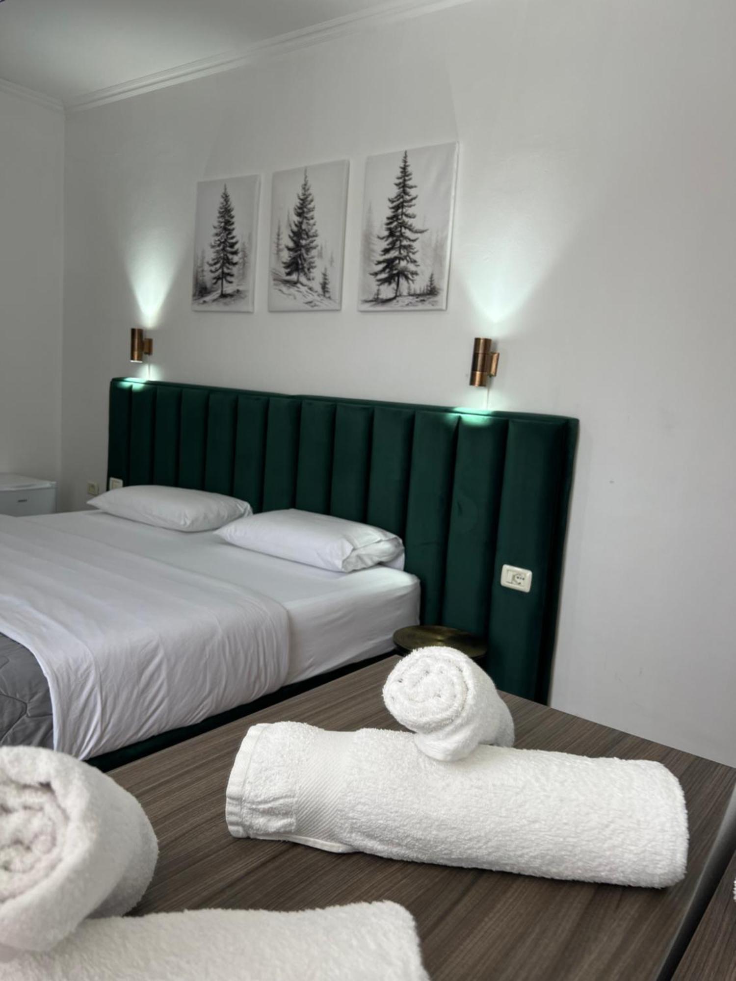 שקודר Hotel Floga מראה חיצוני תמונה