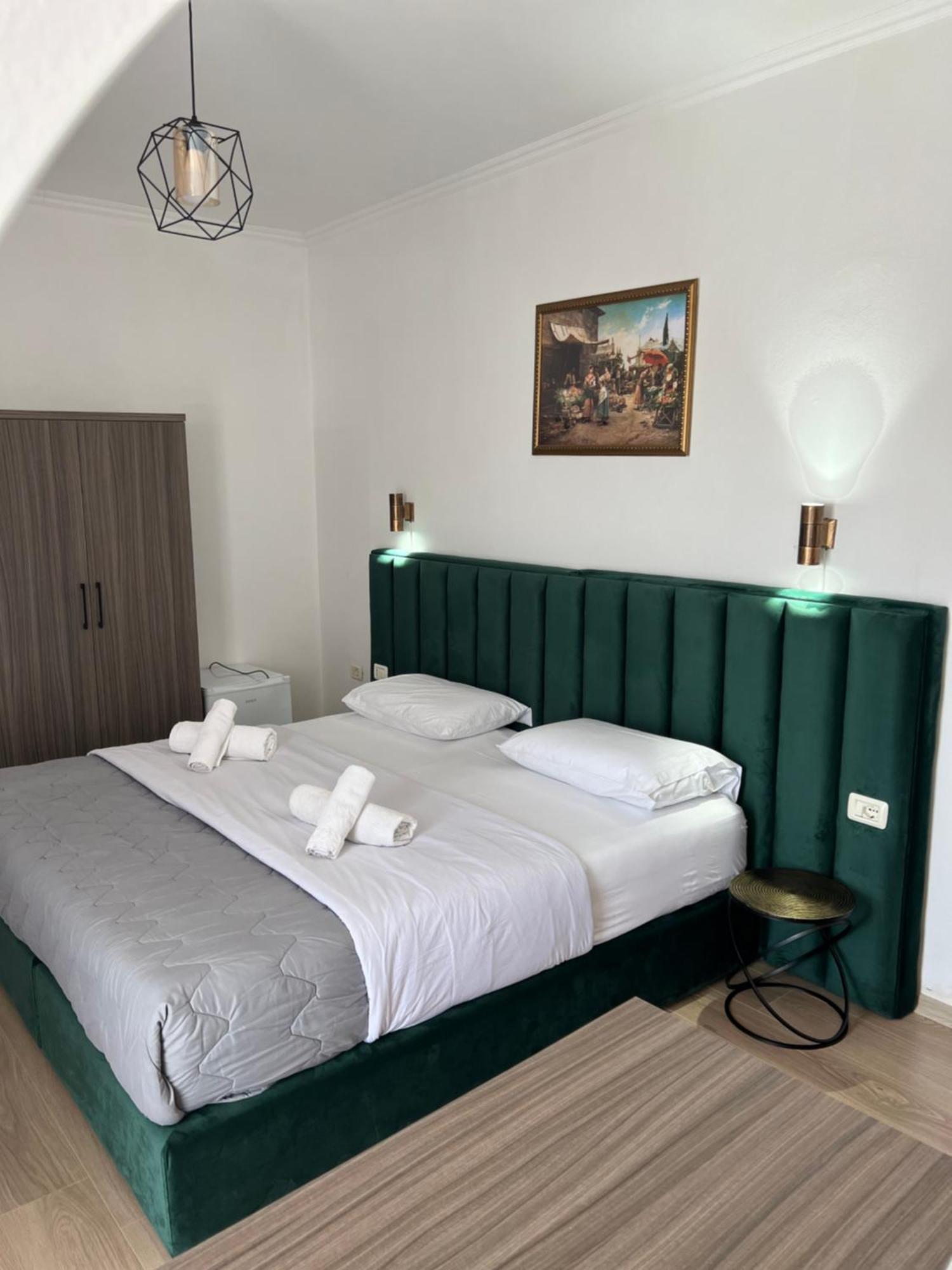 שקודר Hotel Floga מראה חיצוני תמונה