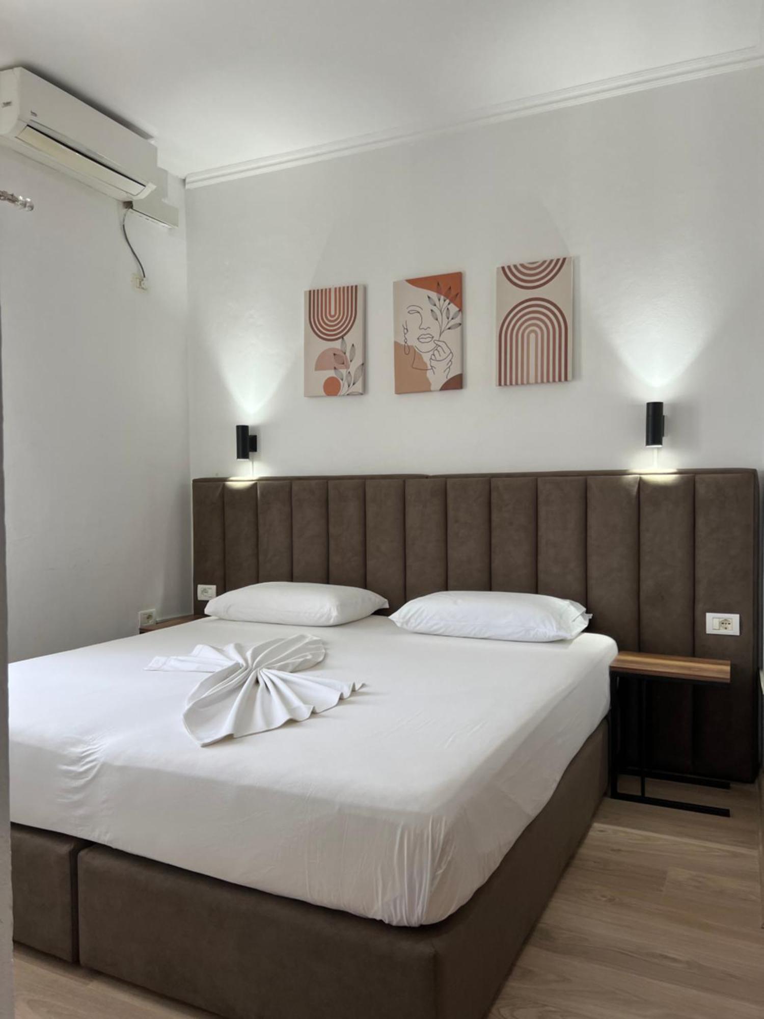 שקודר Hotel Floga מראה חיצוני תמונה
