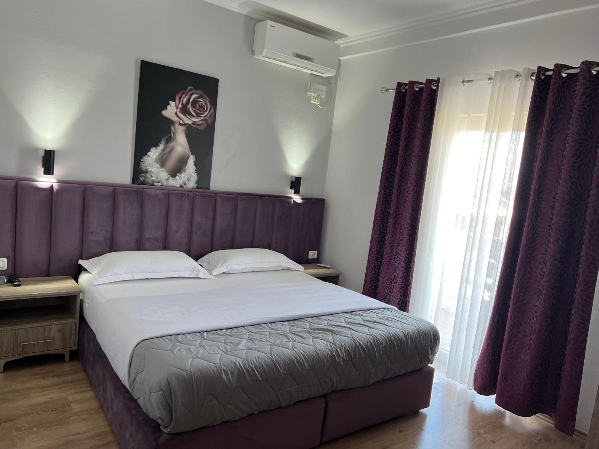 שקודר Hotel Floga מראה חיצוני תמונה