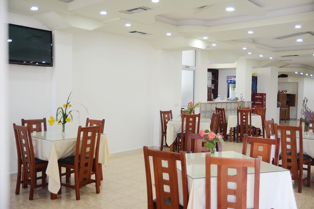 שקודר Hotel Floga מראה חיצוני תמונה